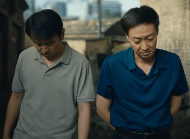 角色|《人世间》收视破3，辛柏青发文告别周秉义，内容催人泪下意难平？？