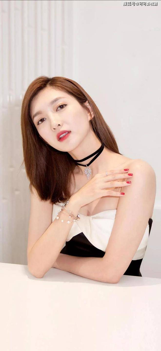 原创美女明星江疏影高清写真美图性感妩媚撩人心弦