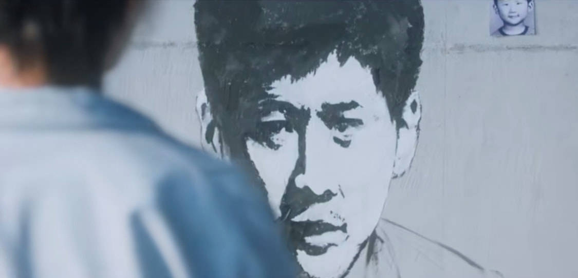 尤其当杜倾(于明加 饰)出现的那一刻,无论是她的声音仪态和嘴唇,我都