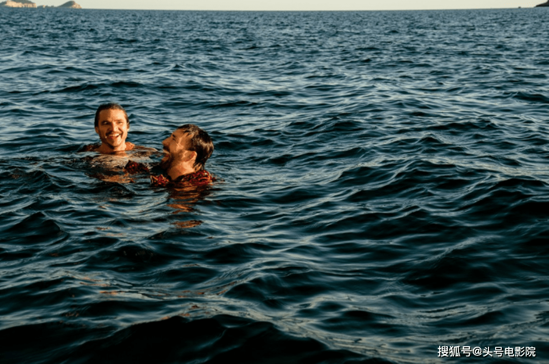 角色|58岁影帝尼古拉斯·凯奇翻身!新片自黑成功,评分超《新蝙蝠侠》