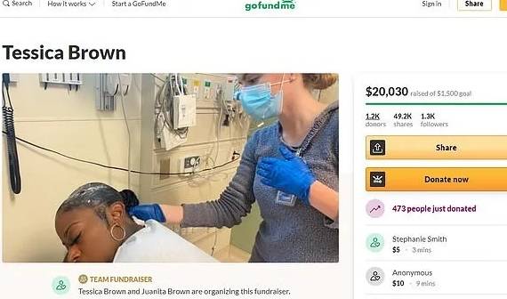 万能胶那个用万能胶喷头的网红，洗了个一万多美金的头，终于干净了！