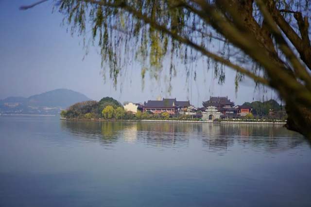 东钱湖|浙江最大淡水湖，西施后代至今仍聚居在湖畔的明清老建筑里