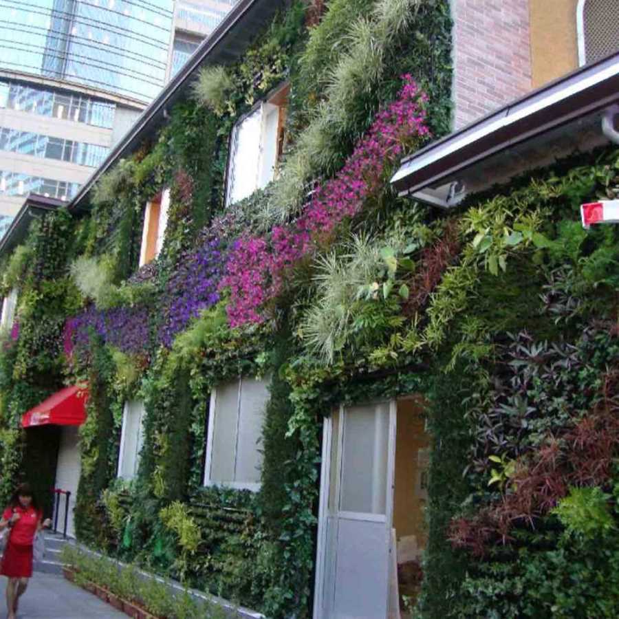 仿真绿植墙的设计制作和安装施工的一些注意事项