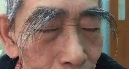 气血俗语“眉毛一根长，胜过万担粮”，50岁后眉毛变长，意味着什么？