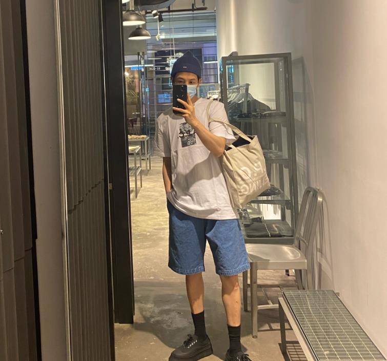 设计 太羞耻了！跟当红男明星谈恋爱都这么撩的吗？