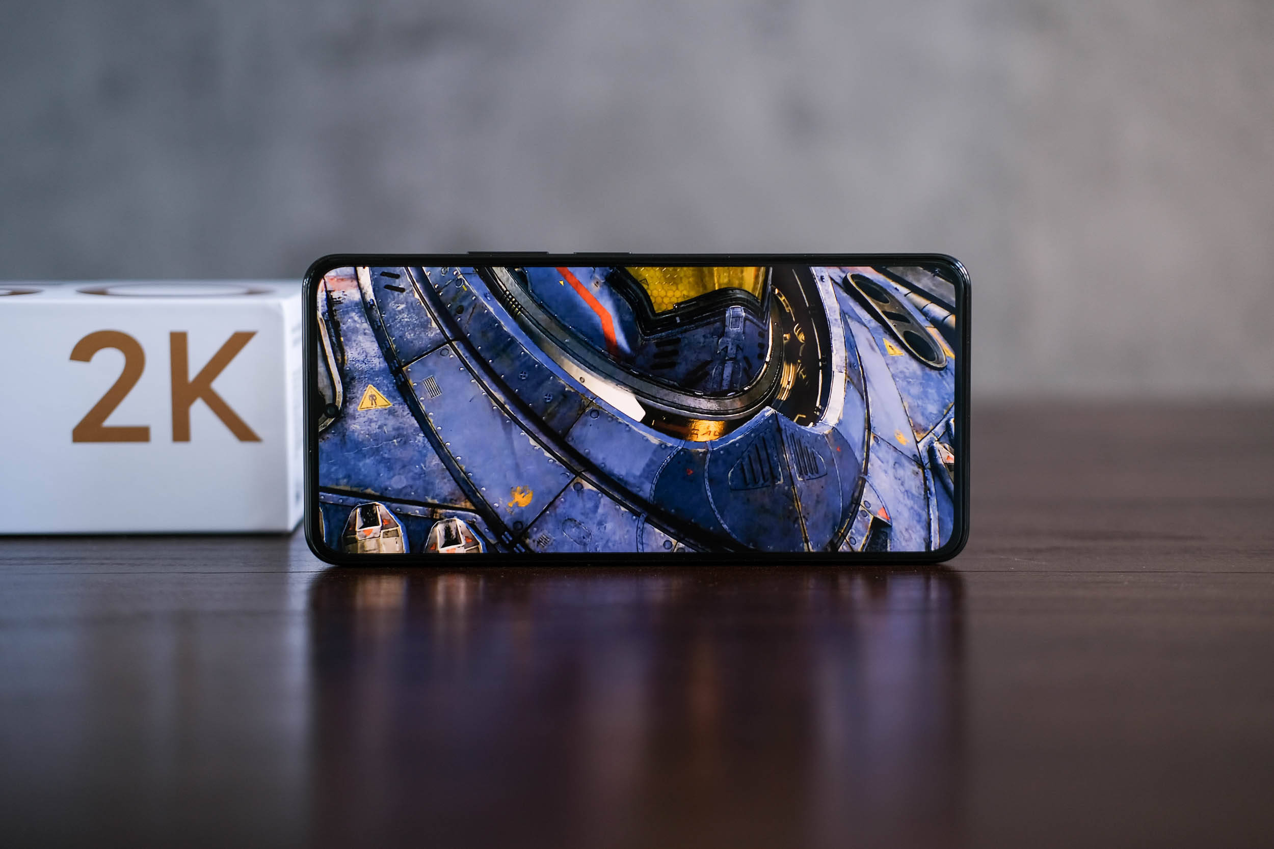 块屏幕唯一的区别就是没有认证,但是这次的redmi k50全系都上了2k屏幕