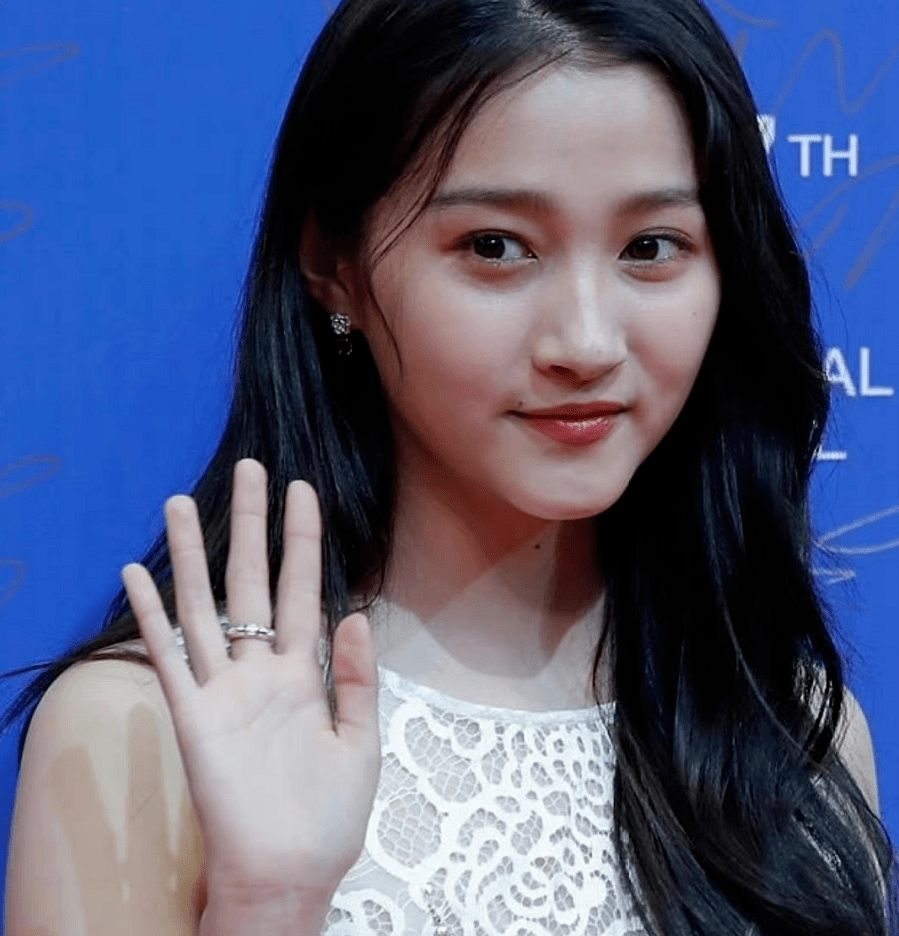 变化修图还是换妆?认不出这些熟脸女星,刘诗诗撞脸陈都灵,乔欣变样