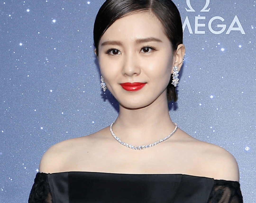 变化修图还是换妆?认不出这些熟脸女星,刘诗诗撞脸陈都灵,乔欣变样