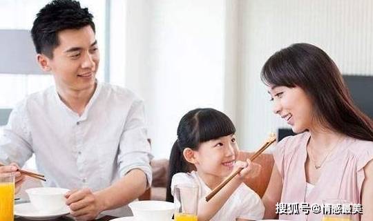 家长|想要让宝宝学会好好吃饭,可以从几点出发,家长快来尝试一下