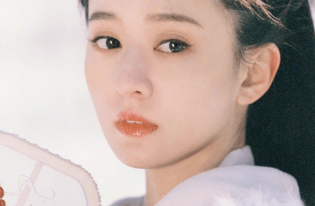 变化修图还是换妆?认不出这些熟脸女星,刘诗诗撞脸陈都灵,乔欣变样