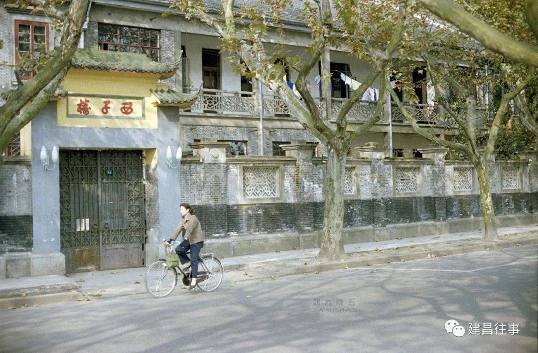 中国80年代老照片50张!_城市_人们_社会