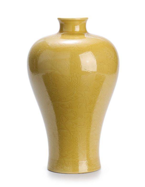 瓷器赏析:黄釉瓷,帝王之瓷!_釉色_弘治_青花瓷