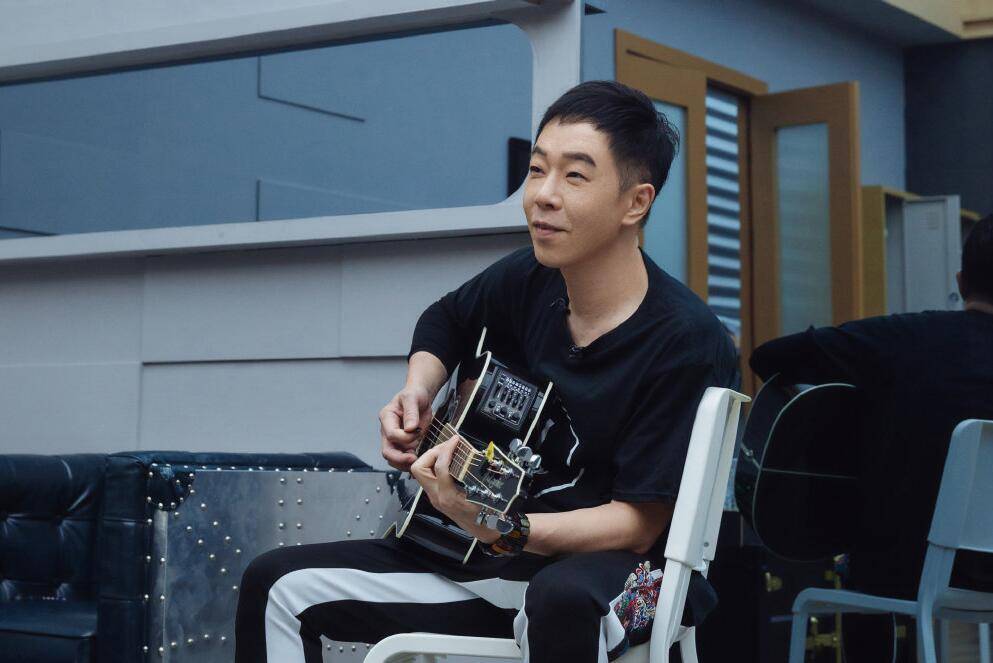 布瑞吉|陈小春三公选人犯了两大致命的错误，大湾区的命运将迎来拐点？？