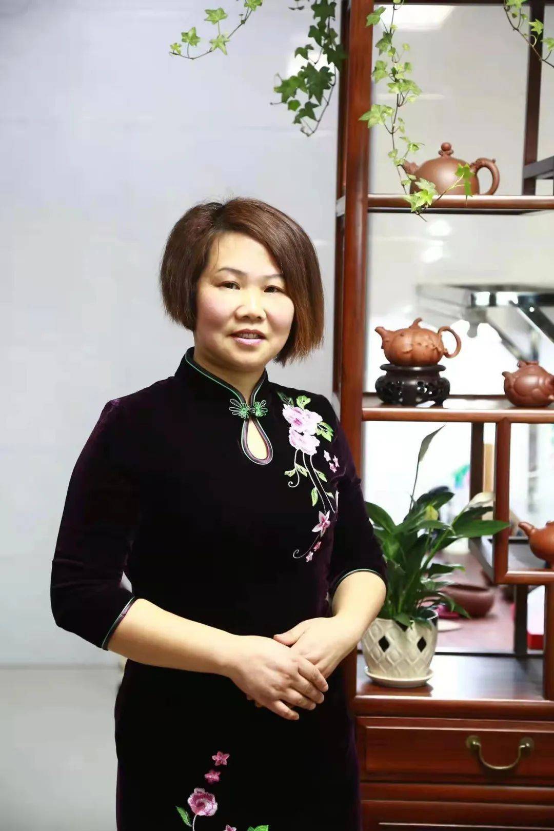 紫砂王朝高工范菊英醇厚韵致清雅端丽