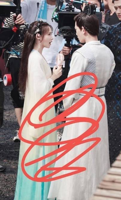 彭小苒|彭小苒新戏《春闺梦里人》杀青，古装颜值提升，搭档95后小生？？