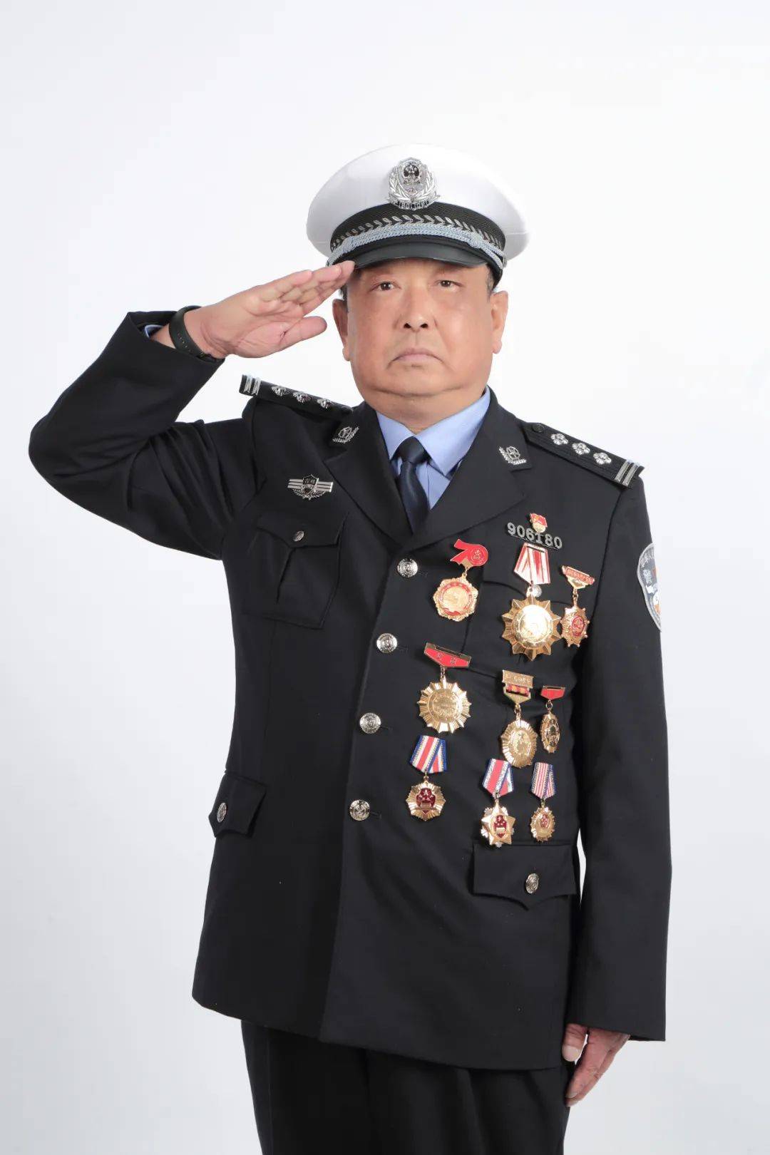 这是人民公安面对时代使命的庄严承诺,亦是崔光日守护人民群众的铮铮