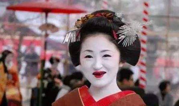 画眉引眉、粉面、染齿，源于大唐的日本化妆术，为何会和大唐不一样？