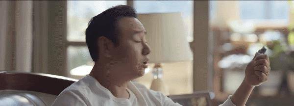 现实|电视剧《心居》中海清的蠢萌老公顾磊下线，现实中他比海清小12岁