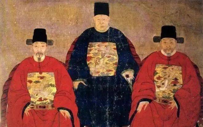 双眼花翎以示尊宠—中国古代官员补服收藏指南_搜狐网
