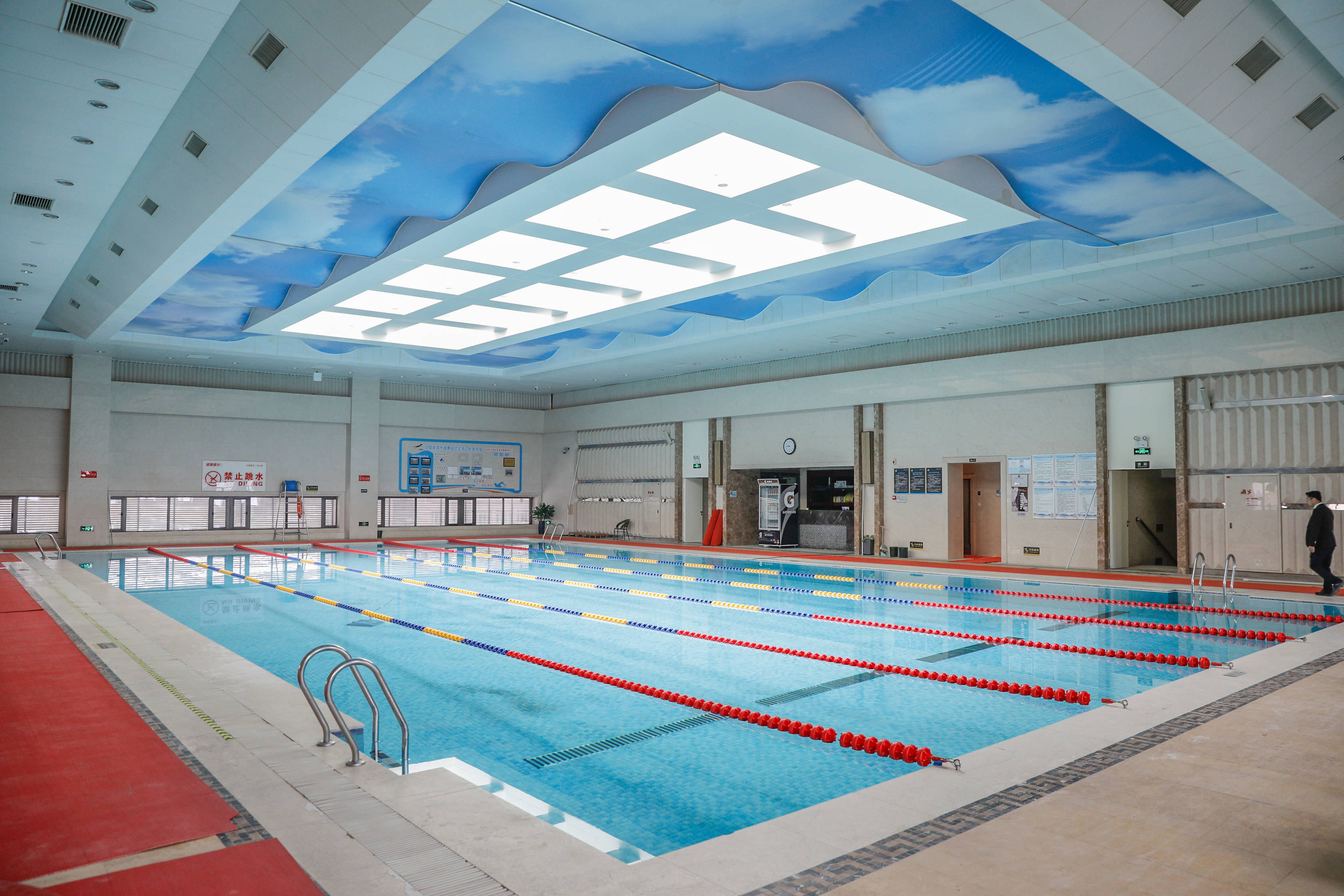 榆林石油宾馆沙壁虎游泳馆丨大人小孩游泳健身学习的好去处