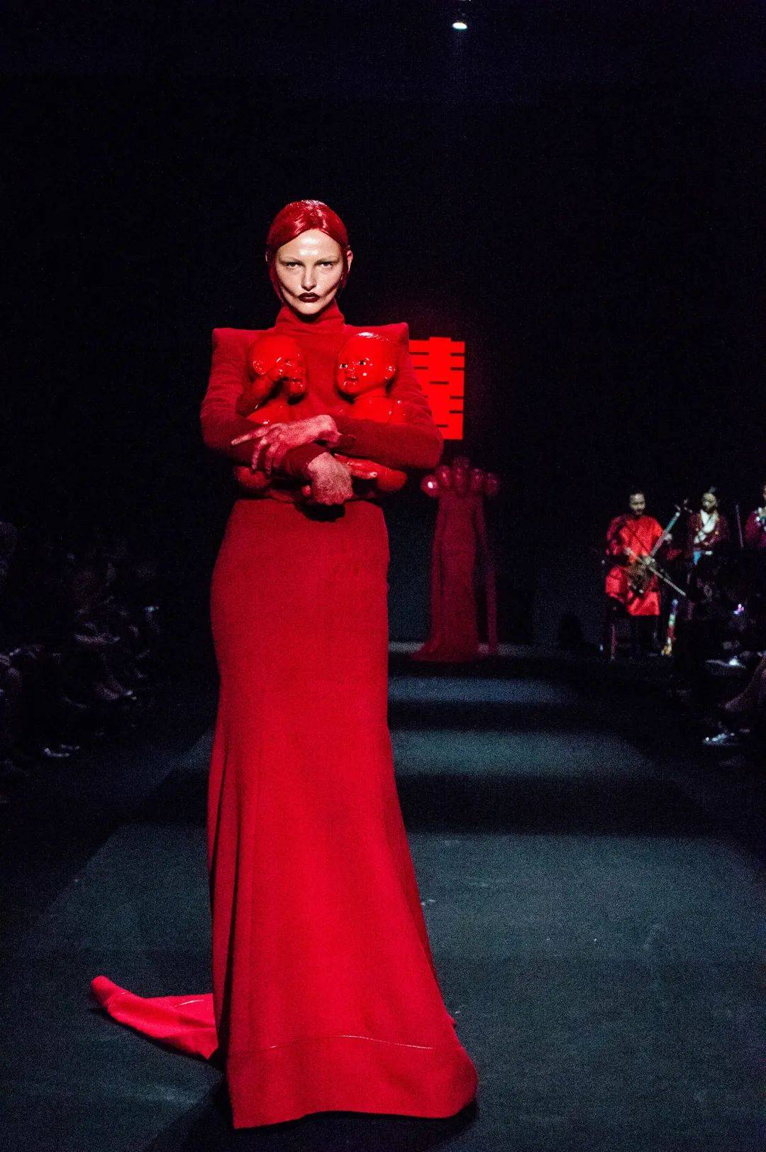 设计 有温度的时尚行为｜设计师胡社光受邀出席江汉大学设计学院学术论坛