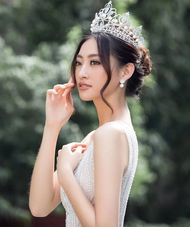 2020越南小姐冠军图片