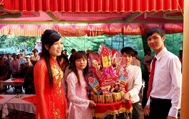 婚前准新郎带新娘回趟老家，结果毁了自己的姻缘：你后悔了？