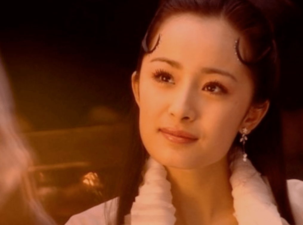 脸部明星整牙后遗症：杨幂脸部松弛，王嘉尔颧骨外扩，宋祖儿法令纹深！！
