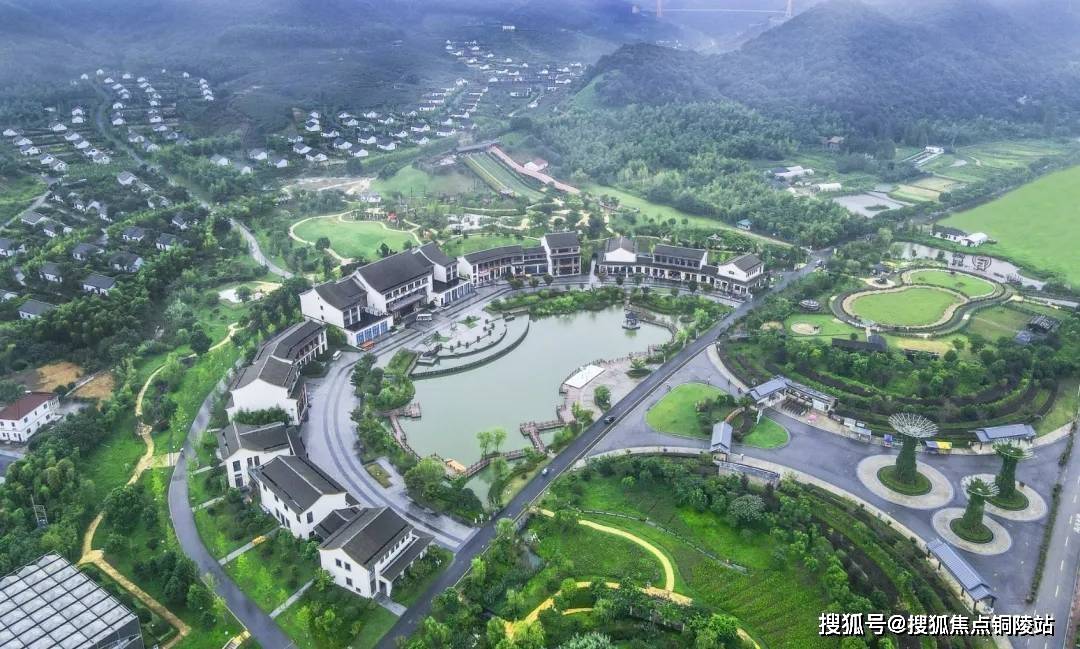 原乡小镇售楼处电话地址开盘物业费搜狐焦点站最新在售详情24小时售楼