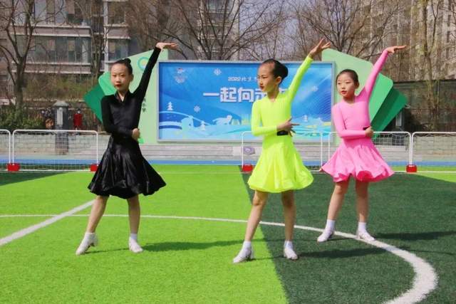 石家庄市绿洲小学首届校园五禽操比赛成功举办