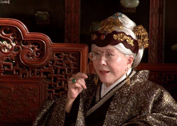 原创红楼梦贾母一向宽厚待人却有两次发怒她在担忧什么