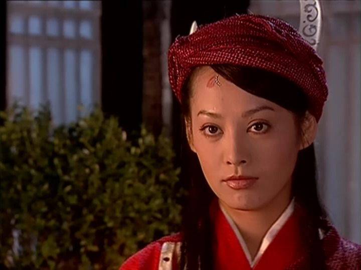 陶虹在《康熙微服私访记之犁头记》中饰演的罗锦红,在剧中穿着朴素的