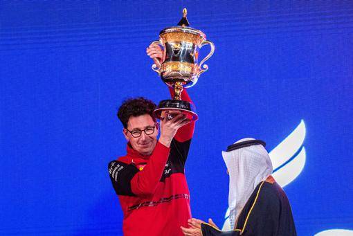 原创如此f1你怎能不泪流满面铁佛寺哭了红牛奔驰中国车迷都哭了