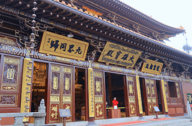 藏在庐山的千年古寺，始建于东晋时间，还是佛教莲宗的发源地