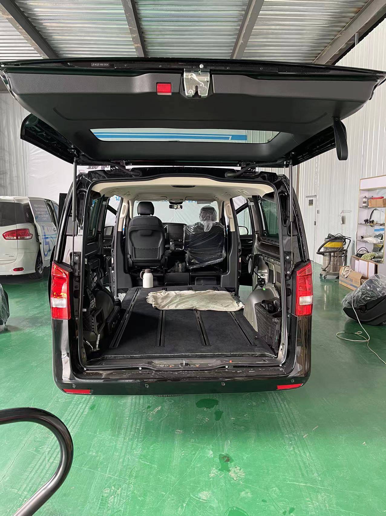 福祉车汽车改装福祉座椅奔驰改装福祉轮椅