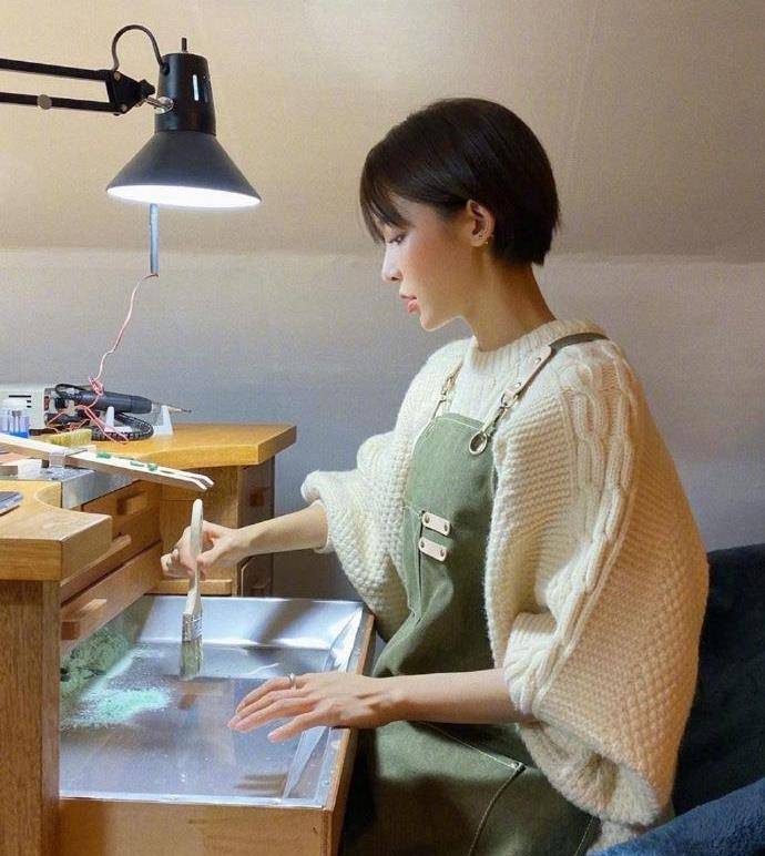 身材男人眼中的美女VS女人眼中的美女，为何差别那么大？