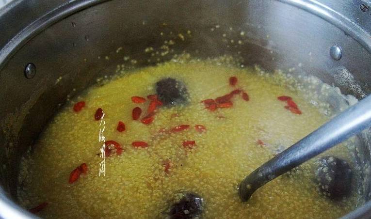 人体|三月,早餐常喝这粥,脾胃舒服气色好,腰围也渐渐小了