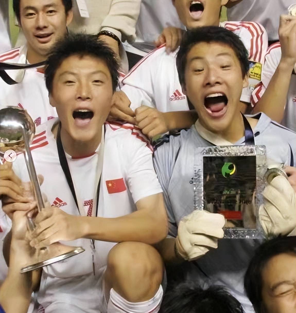 国少队,与队友王大雷,邓卓翔,李壮飞,杨旭,李学鹏,王选宏,顾操,池文一