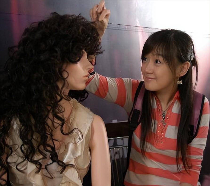 原创粉红女郎播出19年万人迷发福哈妹皈依佛门男人婆找到老公