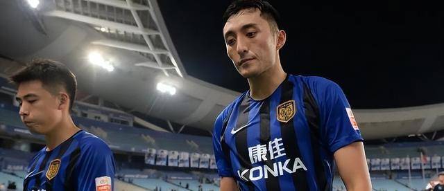 中超冠军级中卫成大连队新援热门,曾差点登陆英超,值得期待_杨博_江苏