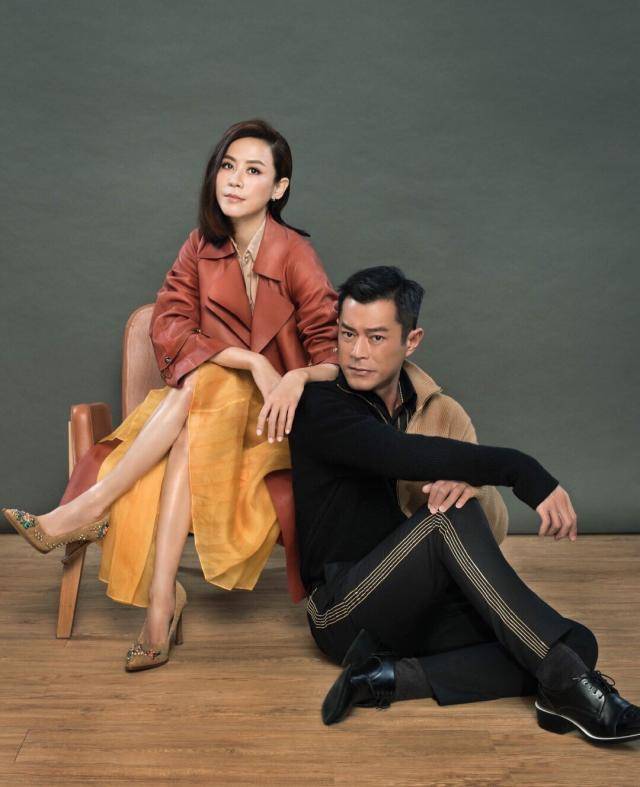 古天乐宣萱携手拍杂志白色衬衫配大背头气场很强两人cp感十足