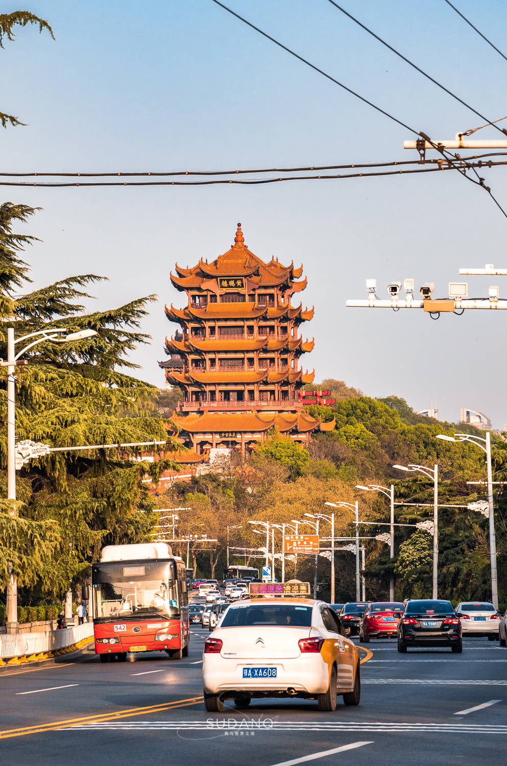 原创武汉的建桥实力如何中国第一座长江大桥武汉最壮阔的城市建筑