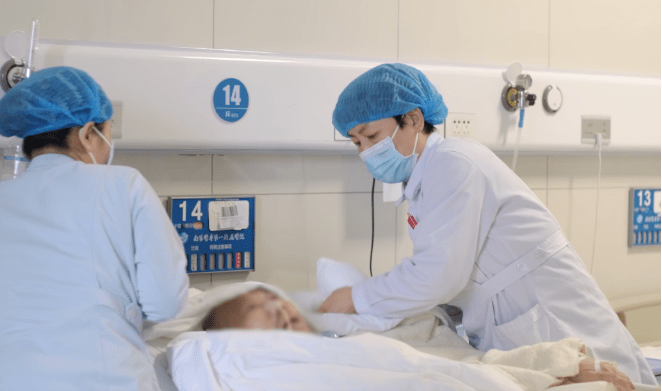 出车祸没钱交就不抢救?事实真相是