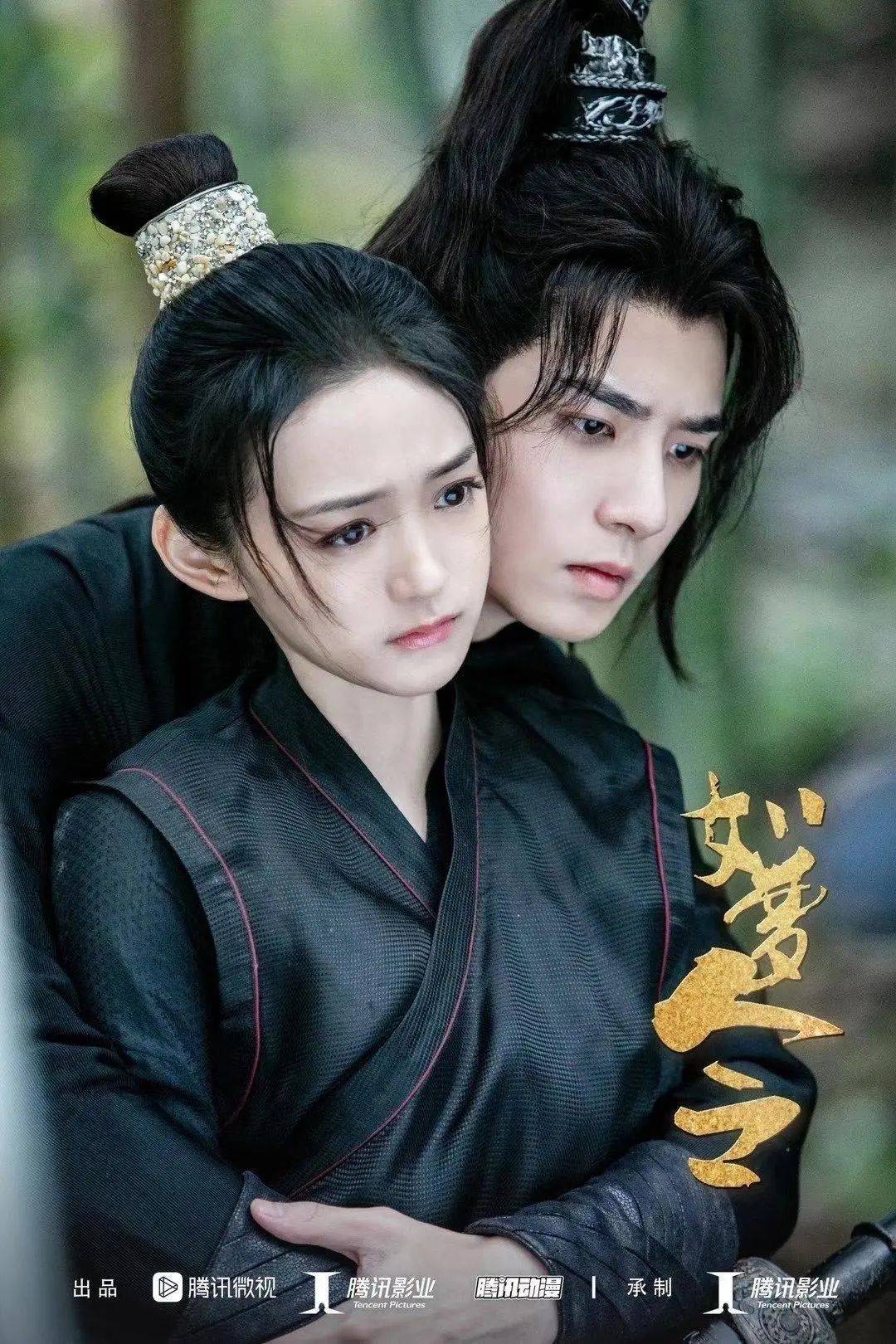 原创何泓姗恋情曝光与男友牵手回酒店网友和胖胖啥时候分手的