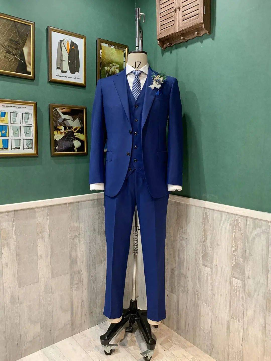 定制 | 蓝色系西装的神奇魔力