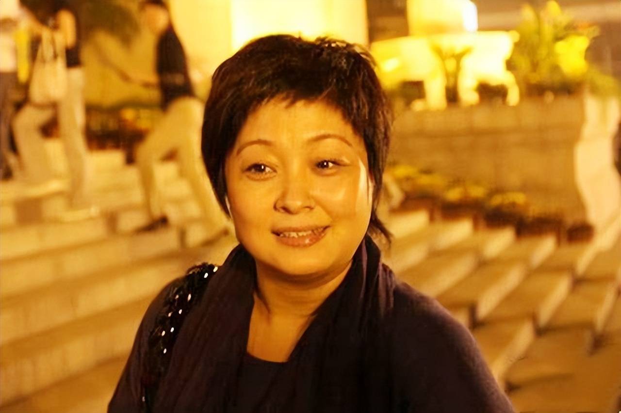 原创傅彪病逝后不改嫁待公婆如亲生父母张秋芳永远都是傅家人