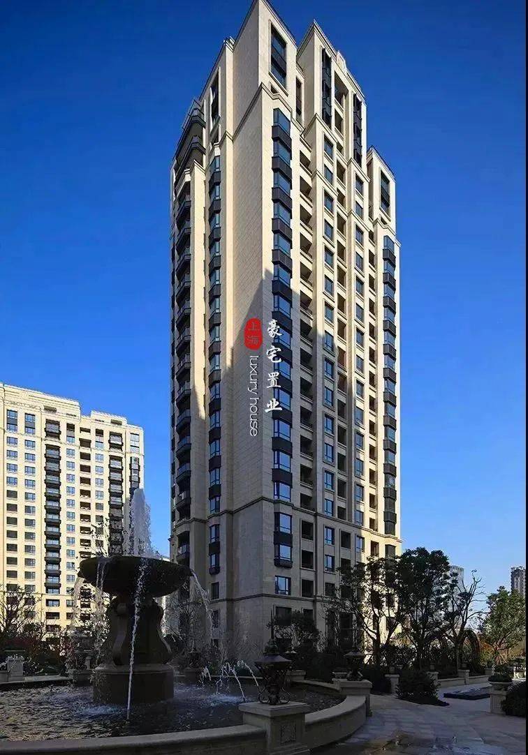 徐汇滨江豪宅中信君廷名邸建面181平售价3650万