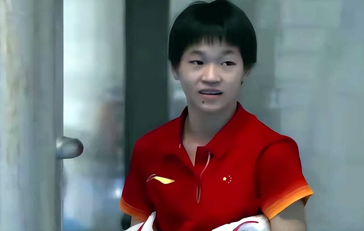 近日,央视报道了跳水梦之队的训练视频,女队方面,张家齐,陈芸汐等名将