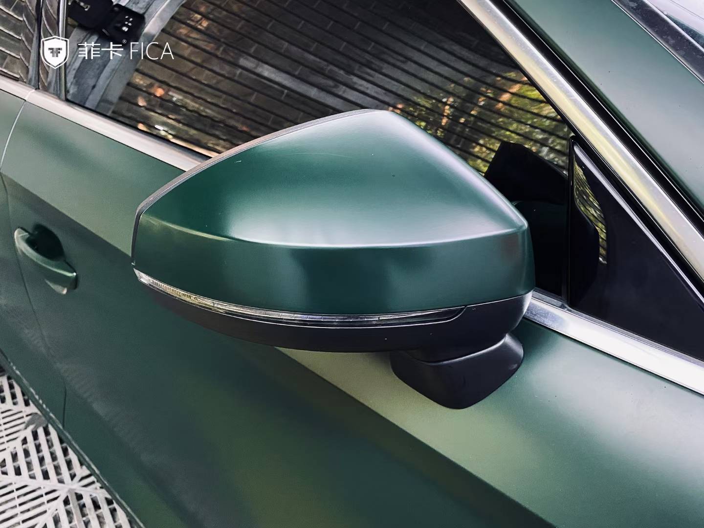 灰绿渐变超好看菲卡消光松石绿改色膜奥迪