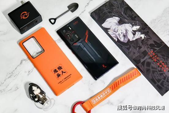 梦幻联动买手机送集装箱：努比亚Z40 Pro一人之下限定版对味了_